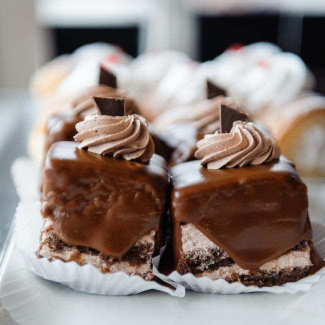 Prăjitură Amandină Aura